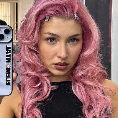 dustumtuzagina's profile picture