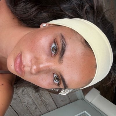 thay ⭐️'s profile picture