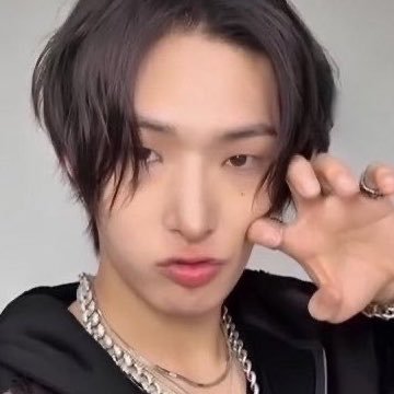 s ⋆⭒˚🎸。⋆'s profile picture
