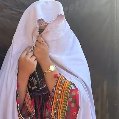 گــُلِ اَنــدامᴵᴺǪᴬᴸᴬᴮᴵ's profile picture