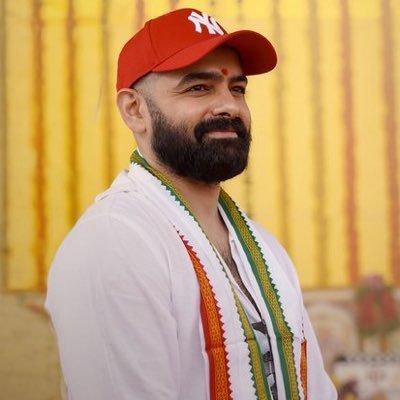 Charan_Sayz's profile picture