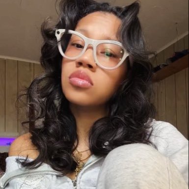 ᴹᵘᵛᵃ ᥫ᭡'s profile picture