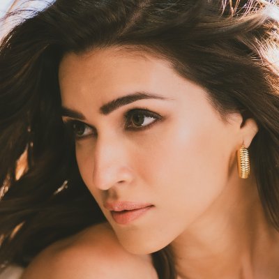 KritiLoverr8's profile picture