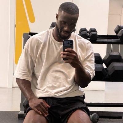 TooHotGio's profile picture
