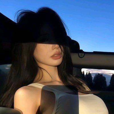 lass's profile picture