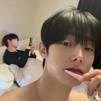 부부사기단's profile picture