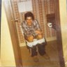 Фото профиля tweeting from the toilet
