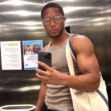 MeetMrSharpe's profile picture