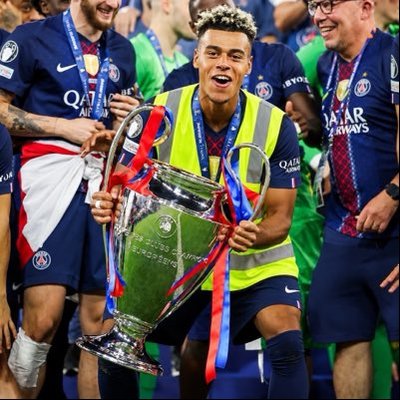 rougeetbleus's profile picture