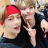 Vih | viu o Bangchan tirando a camisa em solo 🇧🇷 的头像