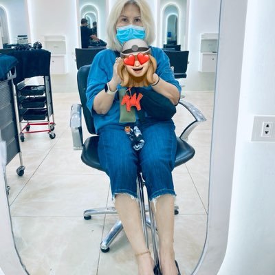 aoih1na's profile picture