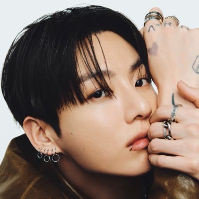 jungkook admirer's profile picture