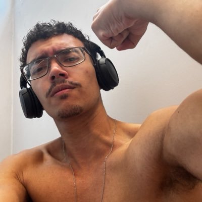 OAlphaJonathan's profile picture
