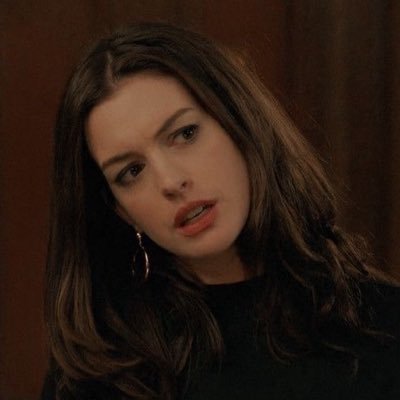 lucy's profile picture