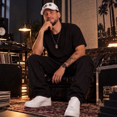AU-D's profile picture