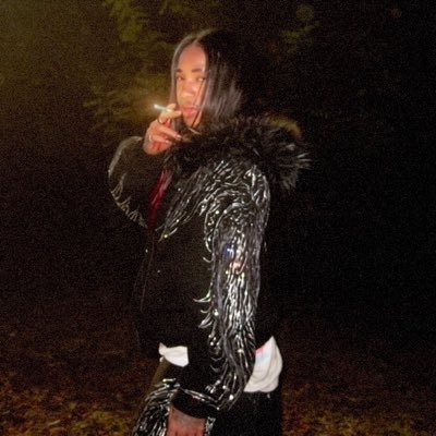 river moon's profile picture