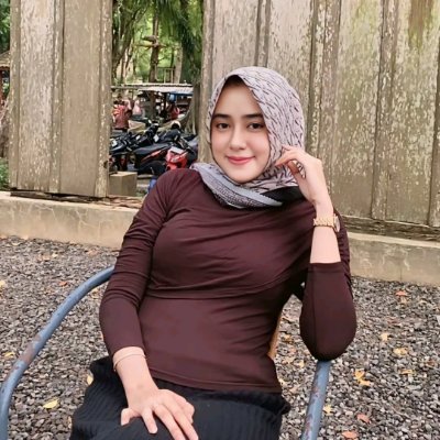 UstadzahRahma12's profile picture