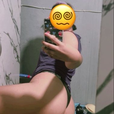 tangmoxll's profile picture