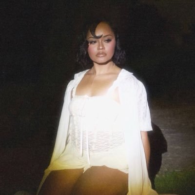 nomi.'s profile picture