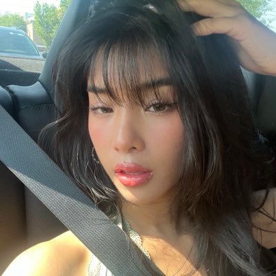 zy's profile picture