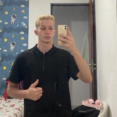 Twink Boyzin 200k's profile picture