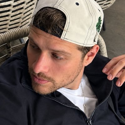 Anyways677's profile picture