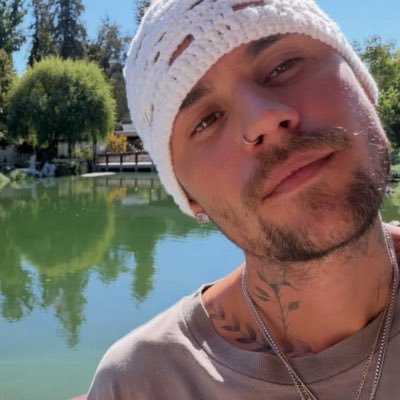 offmybieber's profile picture