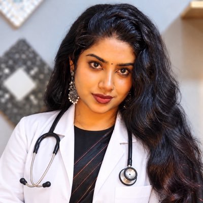 யாமினி's profile picture