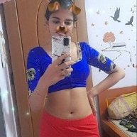 house wife santhiya's profile picture