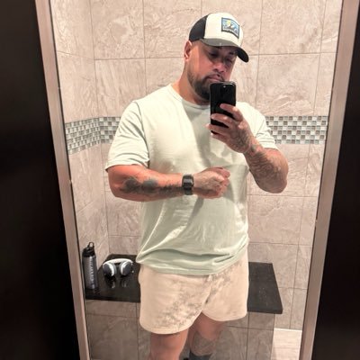 LETi's profile picture
