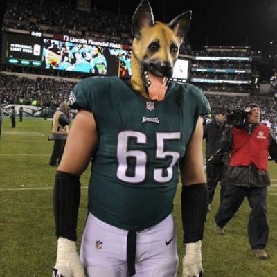 j 🦅's profile picture