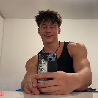 El 𝐉𝐨𝐧𝐚𝐭𝐡𝐚𝐧's profile picture