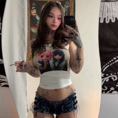 rebecca's profile picture