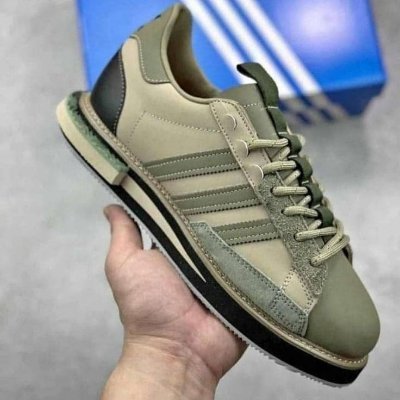 Sneakers Hub's profile picture