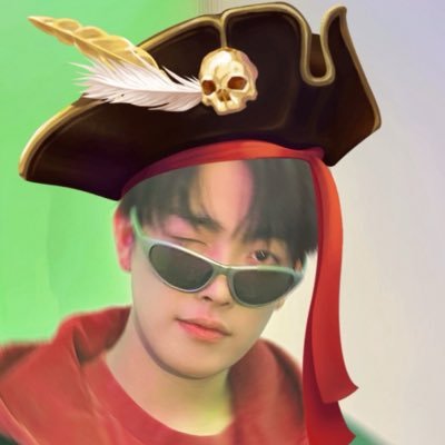 𝑙𝑢𝑛𝑎 .𖥔 ݁ saw NO1's profile picture