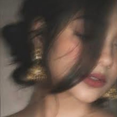 Nobellgyrl's profile picture