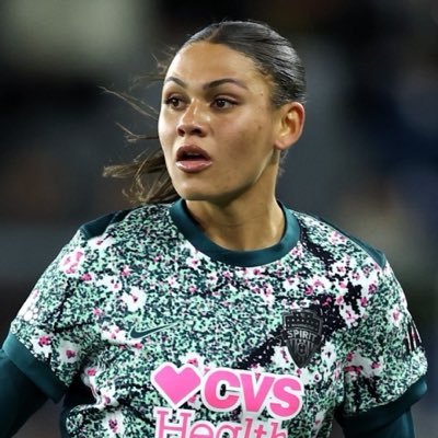ElsaSolangeJR's profile picture