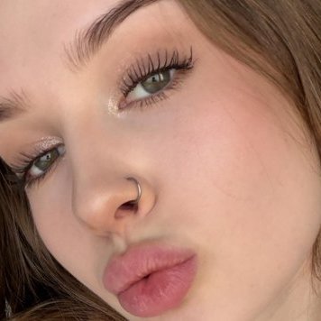 Comatozze__00f's profile picture