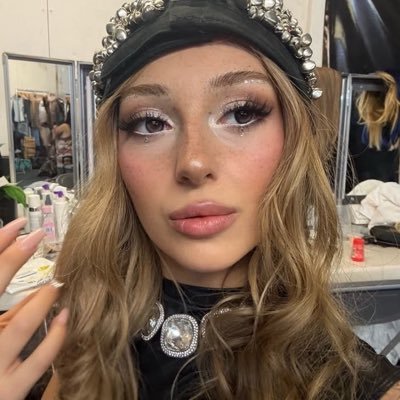ℰ⭐️'s profile picture