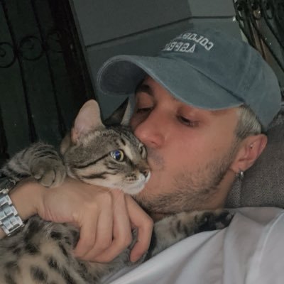 𝙁𝙐𝙍𝙔𝘼's profile picture
