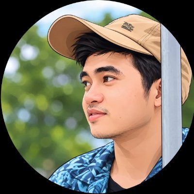 ฿:)'s profile picture