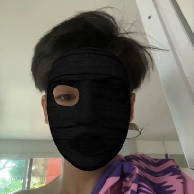 Miklescer's profile picture