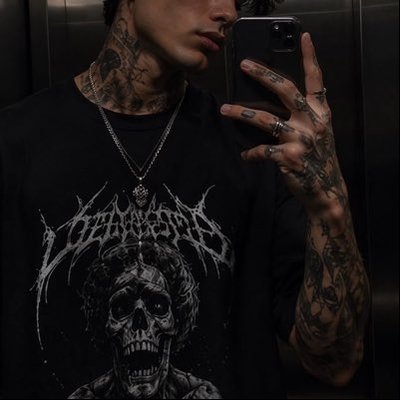 m1ssmehuh's profile picture