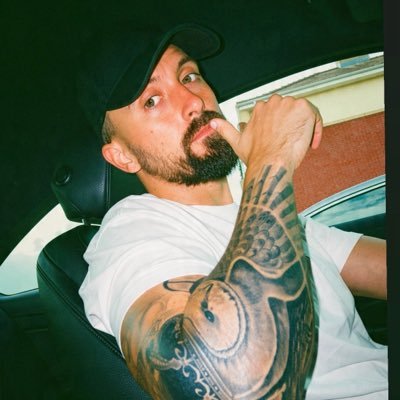 Bizzo Bond.'s profile picture