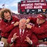 Arkansas Memes 2-10 season ๐คท๐ปโโ๏ธ๐๐ณ๐คฌ๐คฏ๐คฎโ ๏ธ's profile picture
