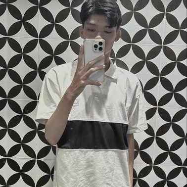 H's profile picture