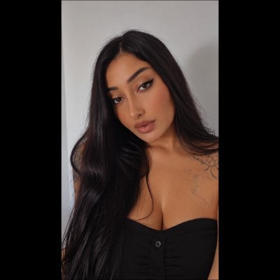𝐸𝑓𝑓𝑦 🖤's profile picture