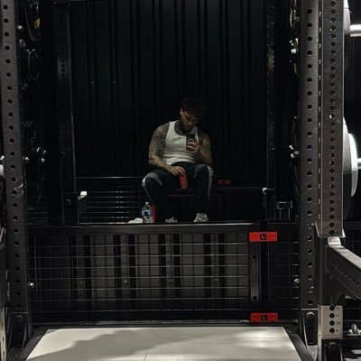 NZO7 🤍💙's profile picture