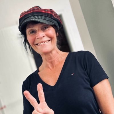 DieNasevoll's profile picture