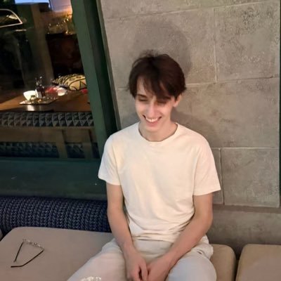 louisvarge's profile picture